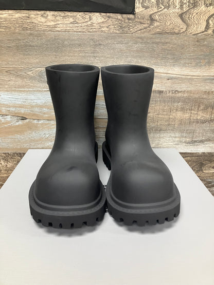42 - Balenciaga Steroid Bootie
