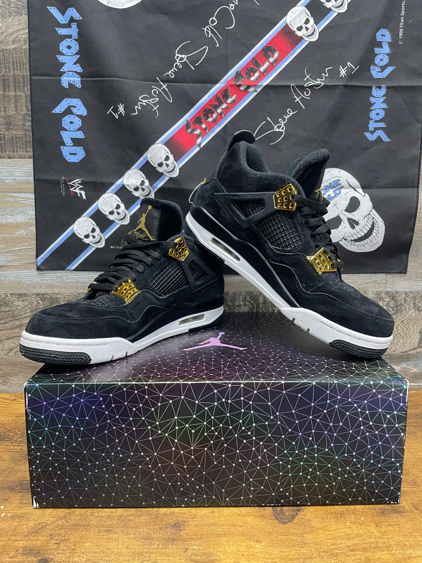 Air Jordan 4 Retro "Royalty" 9.5