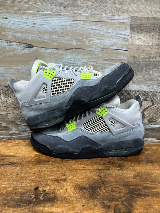 Jordan 4 Neon Size 11