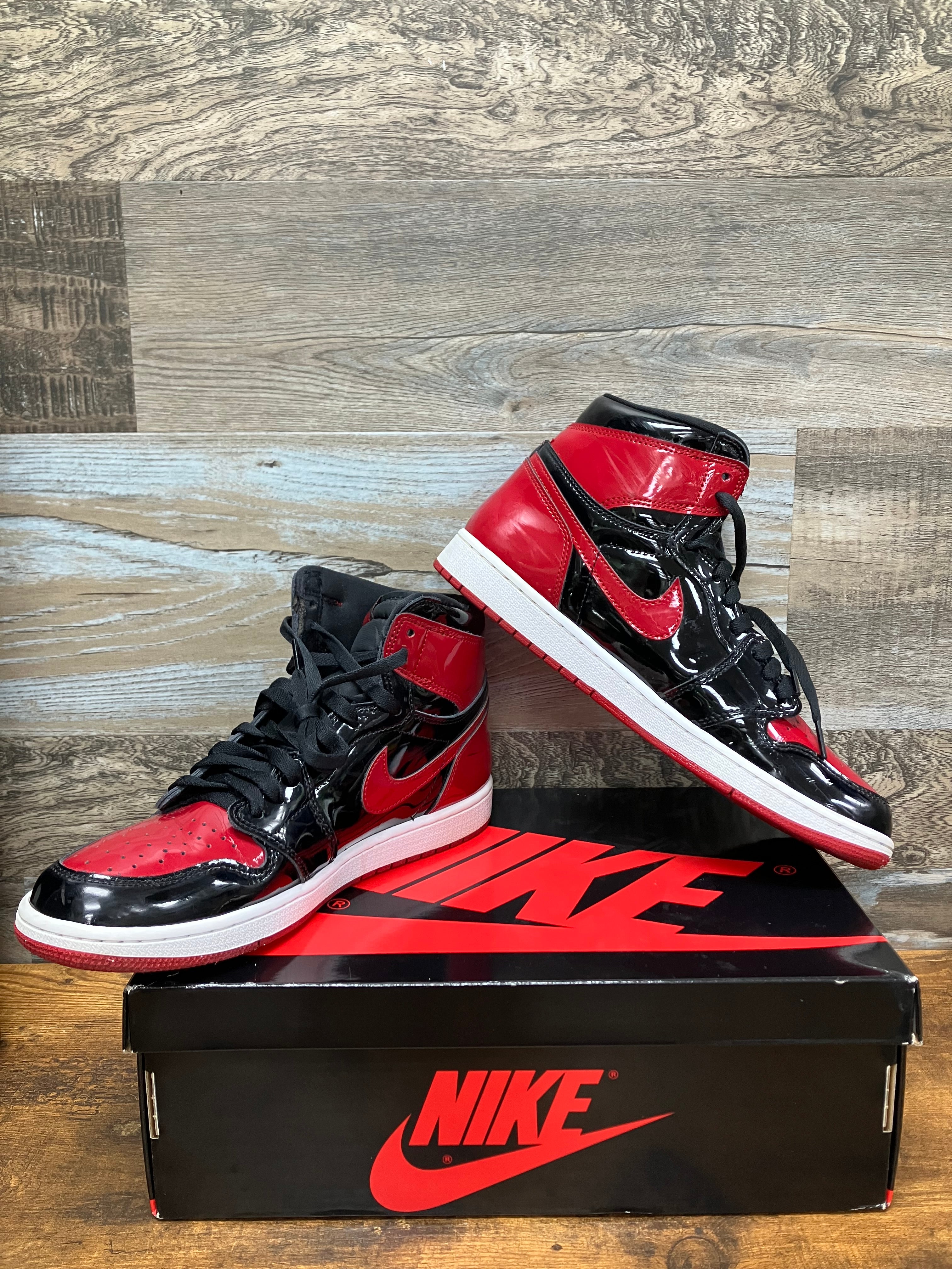 Air Jordan 1 High OG “Patent Bred” 11 – equator
