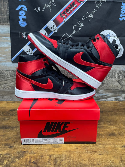 8W - Jordan 1 Satin Bred
