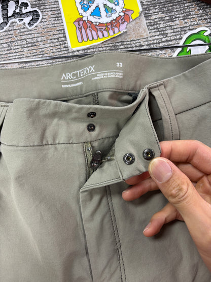 33- Arcteryx Grey Pants