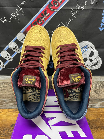 Nike Dunk SB City of Cinema Size 12