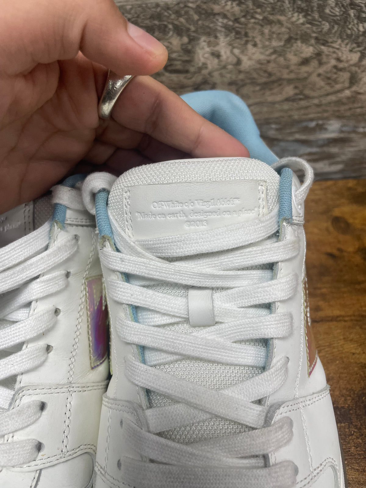 44/11 - Off-White Out of Office "OOO" Low-Top Sneaker