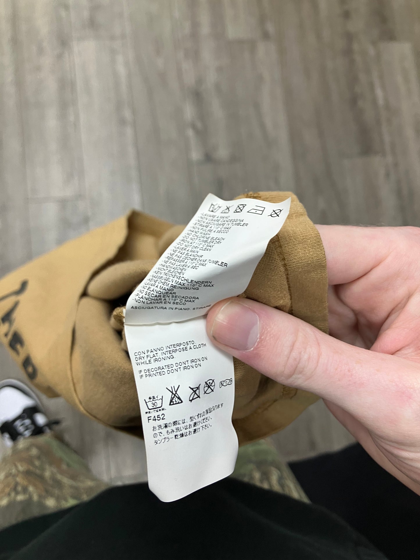 Maison Margiela AIDS Awareness V-neck Size Small