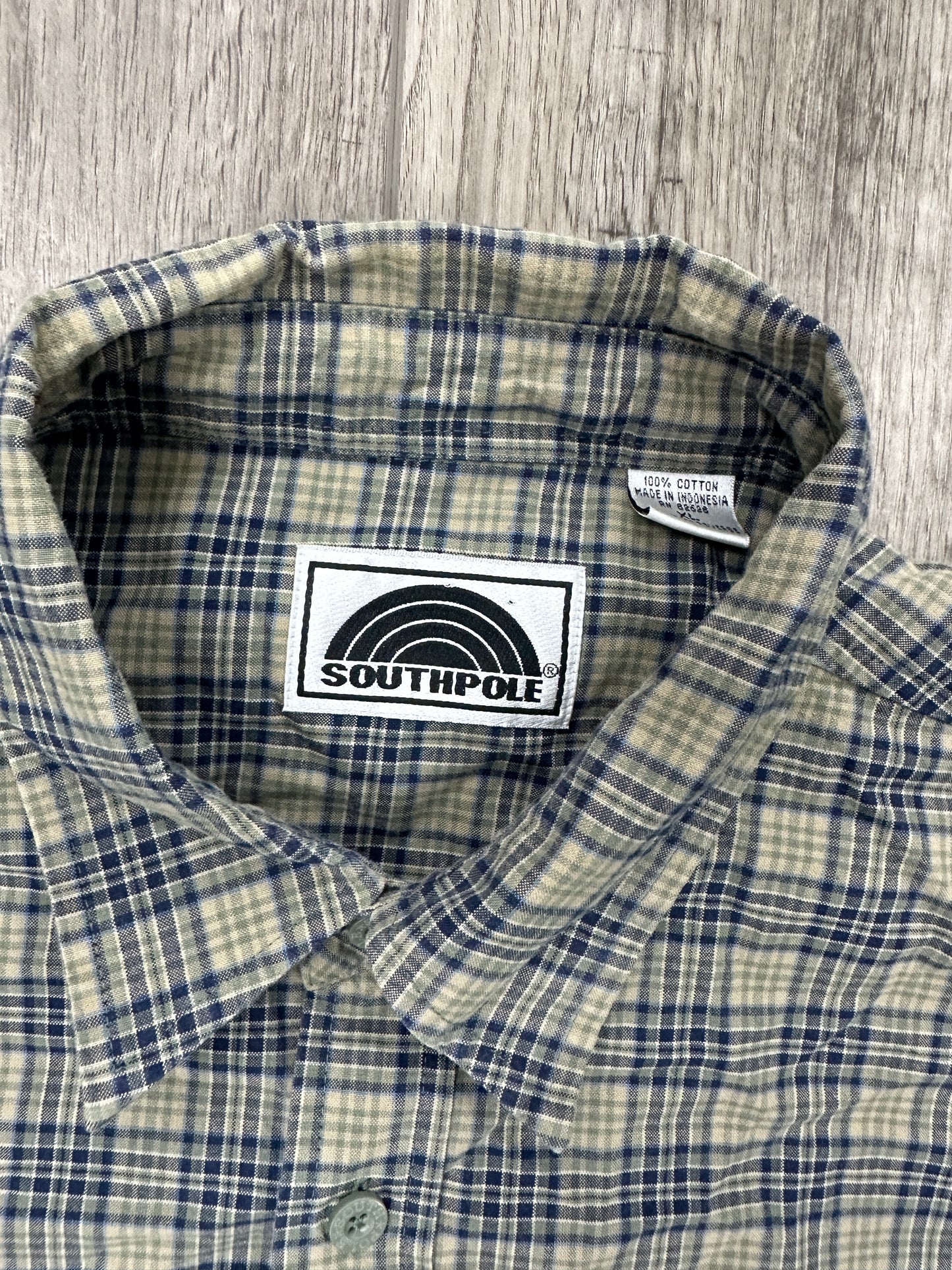 South Pole button up shirt Size XL