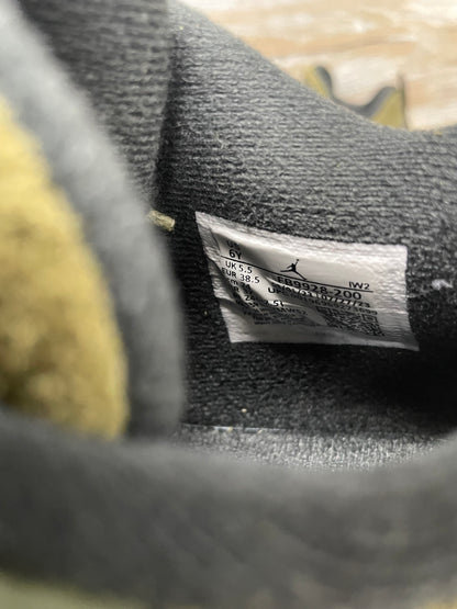 Air Jordan 4 SE Retro “Craft Olive” 6Y