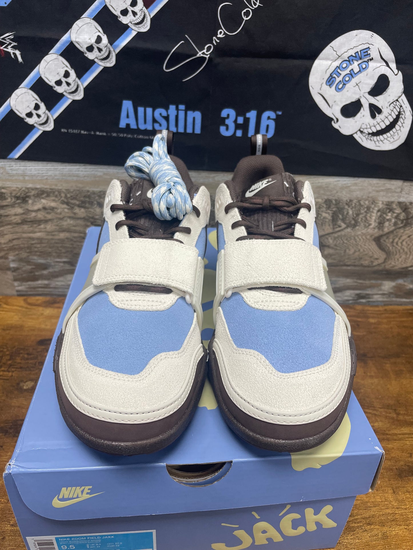 9.5 - Nike Zoom Field Jaxx Travis Scott blue New