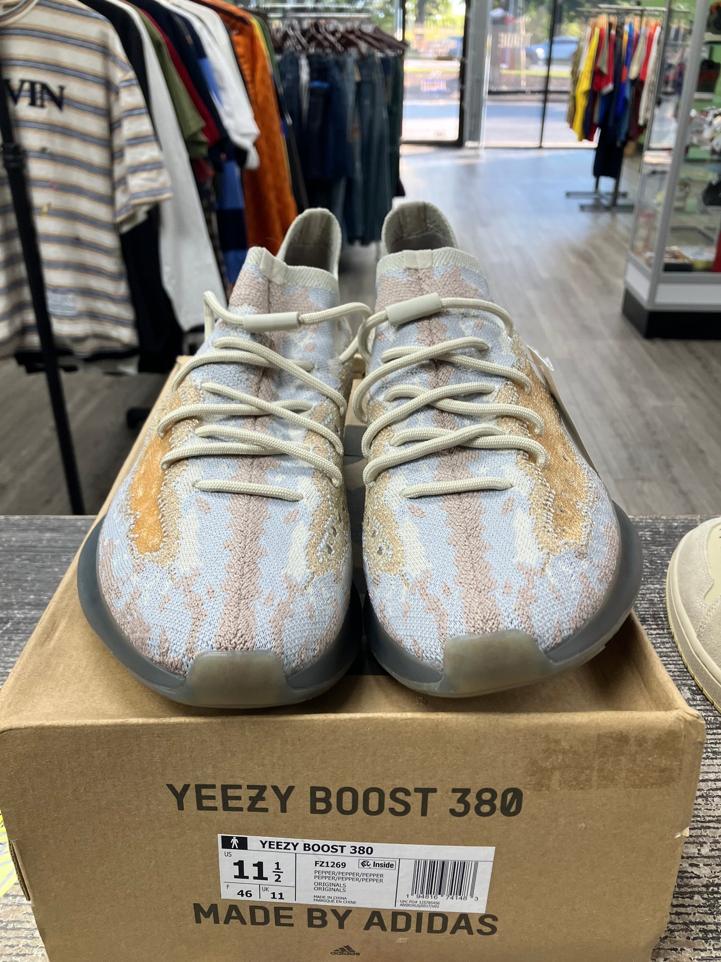 Yeezy 380 Pepper Size 11.5