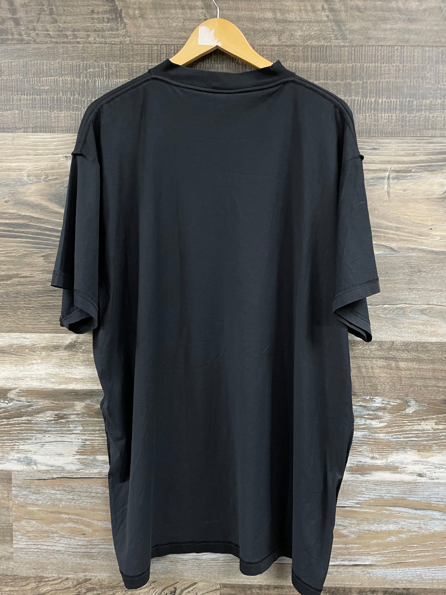 1 - Balenciaga Back Flip logo-print oversized cotton T-shirt