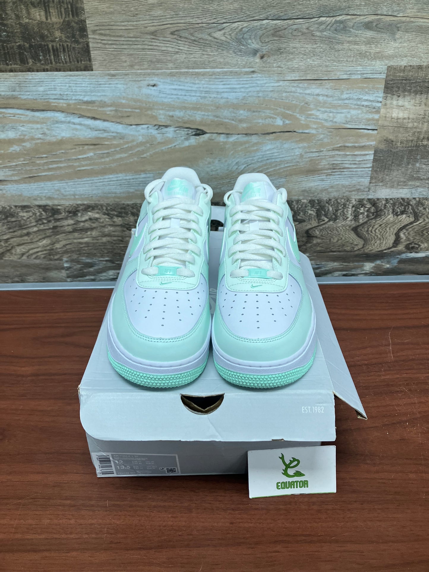 Nike Air Force 1 Low Mint Foam Size 12