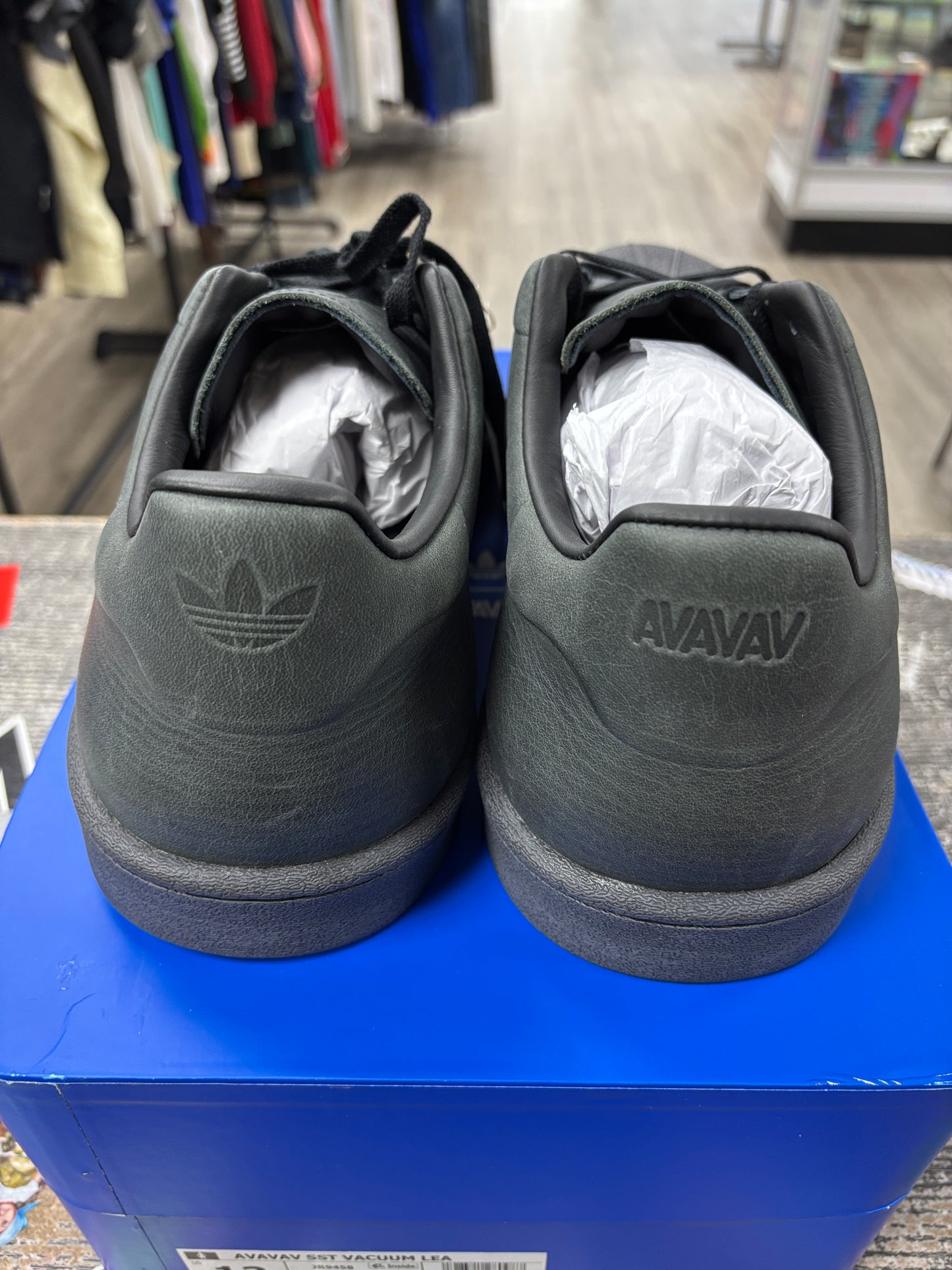 12w - Adidas superstar Avavav carbon