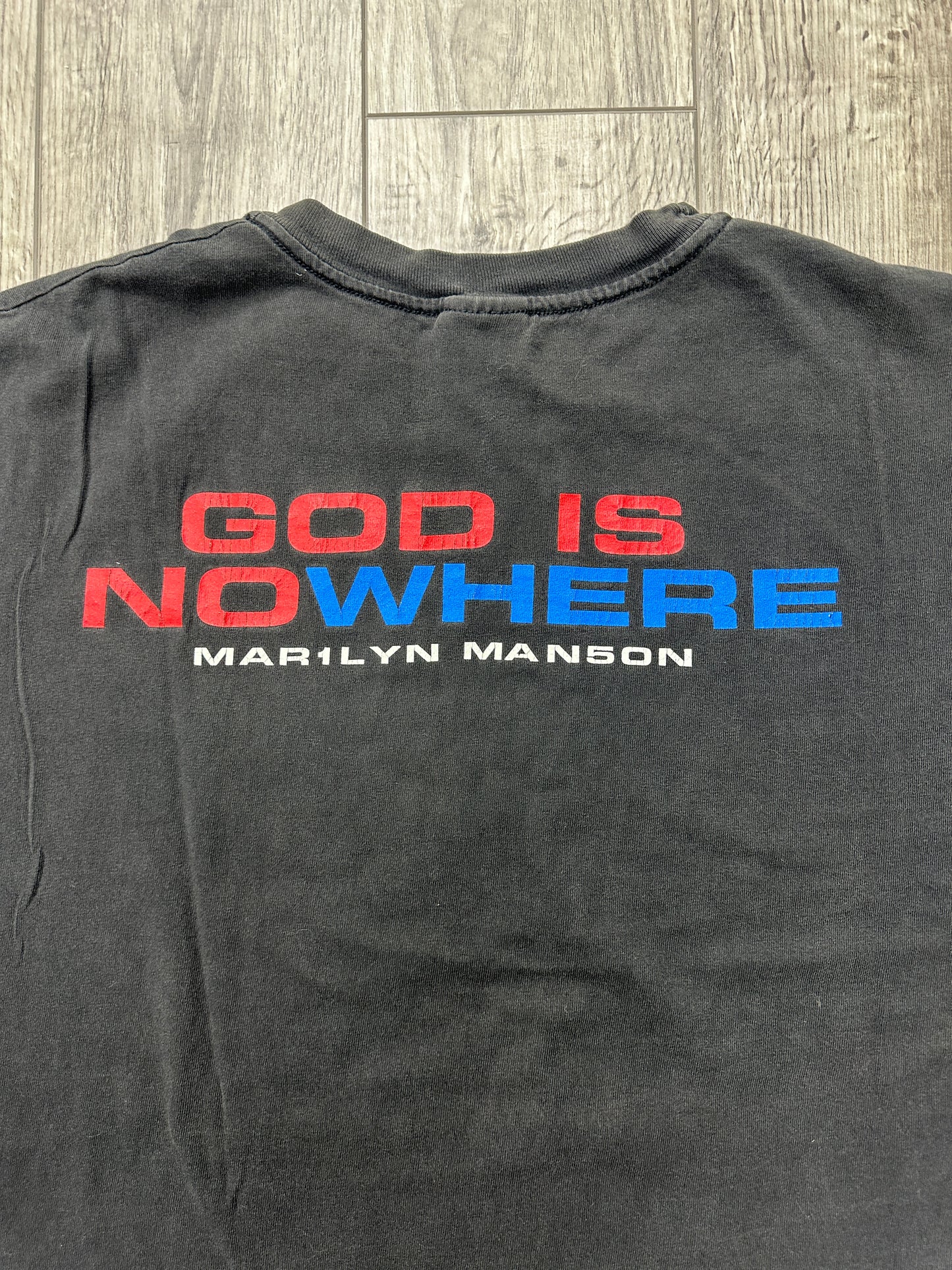 Marilyn Manson God is Nowhere tee size XL