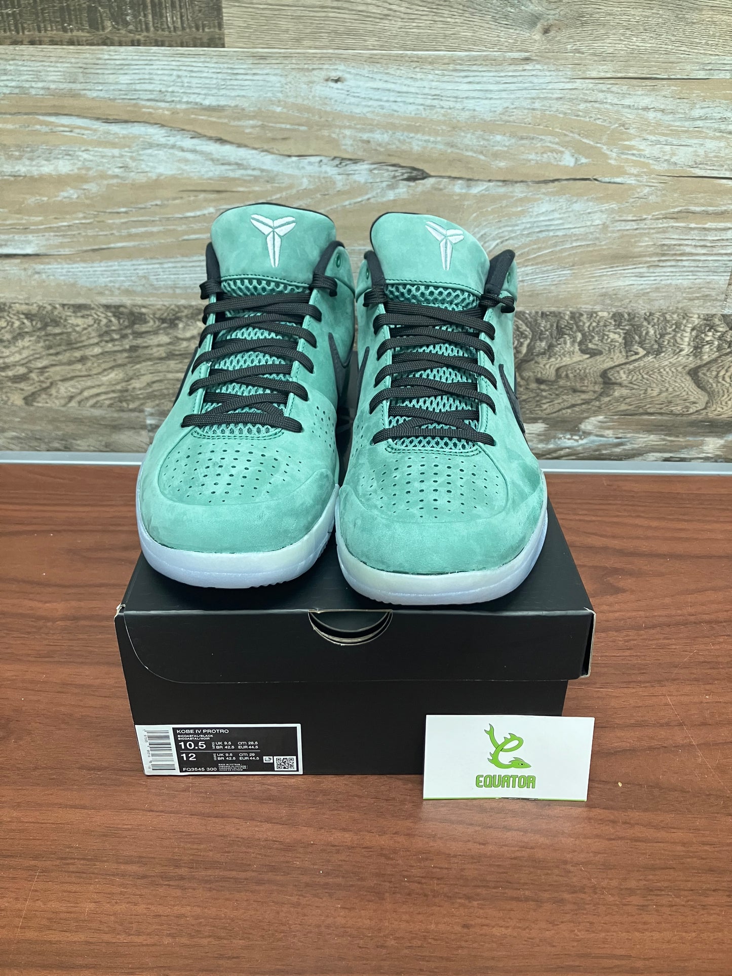 Kobe 4 Girl Dad Size 10.5