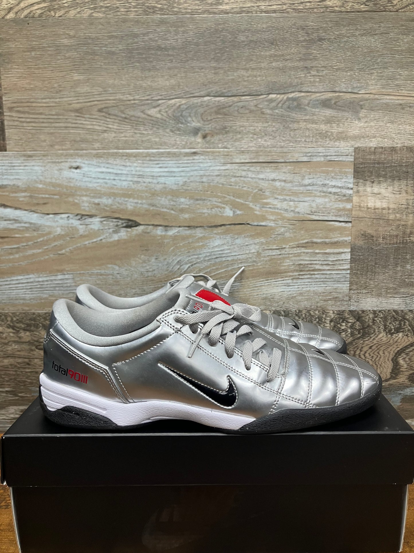 11-Nike Total 90 3 SP 'Metallic Silver Red'