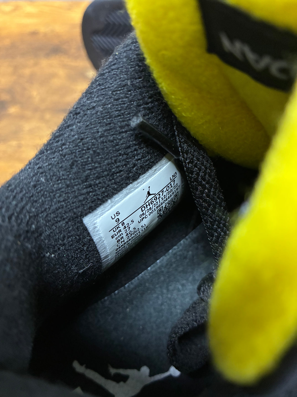 9 - Jordan 4 Thunder 2023