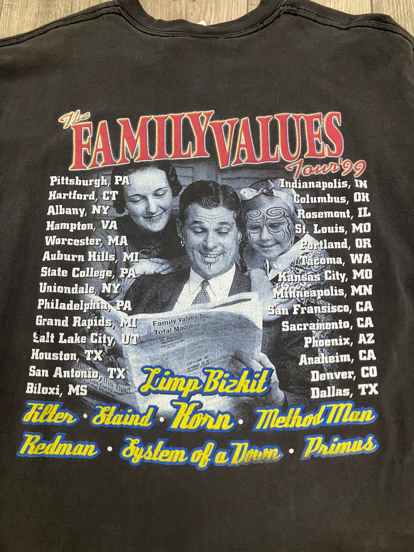 XL -  Vtg 1999 Family Values Tour black T-shirt