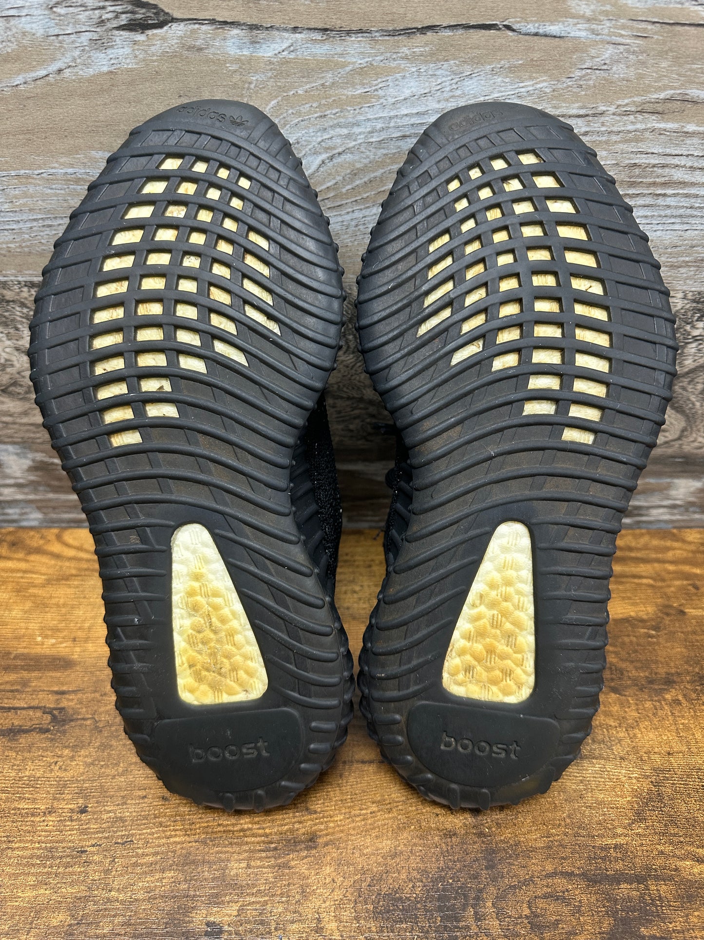 7.5-Adidas Yeezy 350v2 Oreo