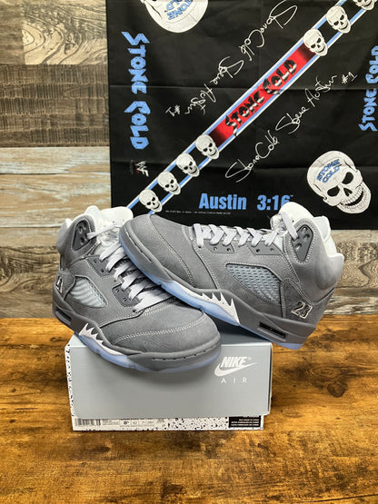 8.5 -  Nike Air Jordan 5 Retro "Wolf Grey" sneakers
