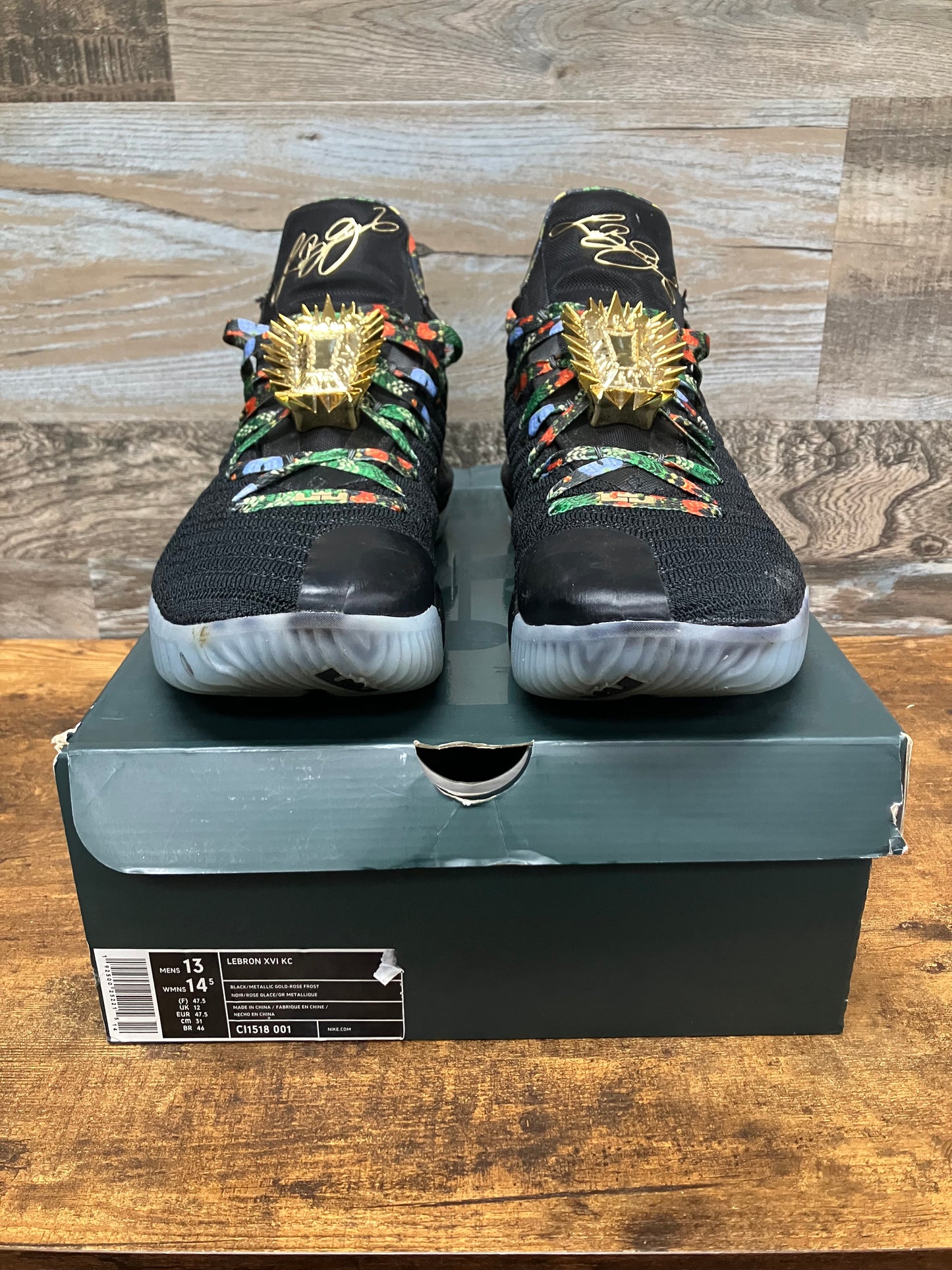 LeBron 16 Watch the Throne Size 13