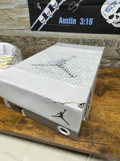 12w/10.5M - A Ma Maniére x Air Jordan 3 Retro SP sneakers