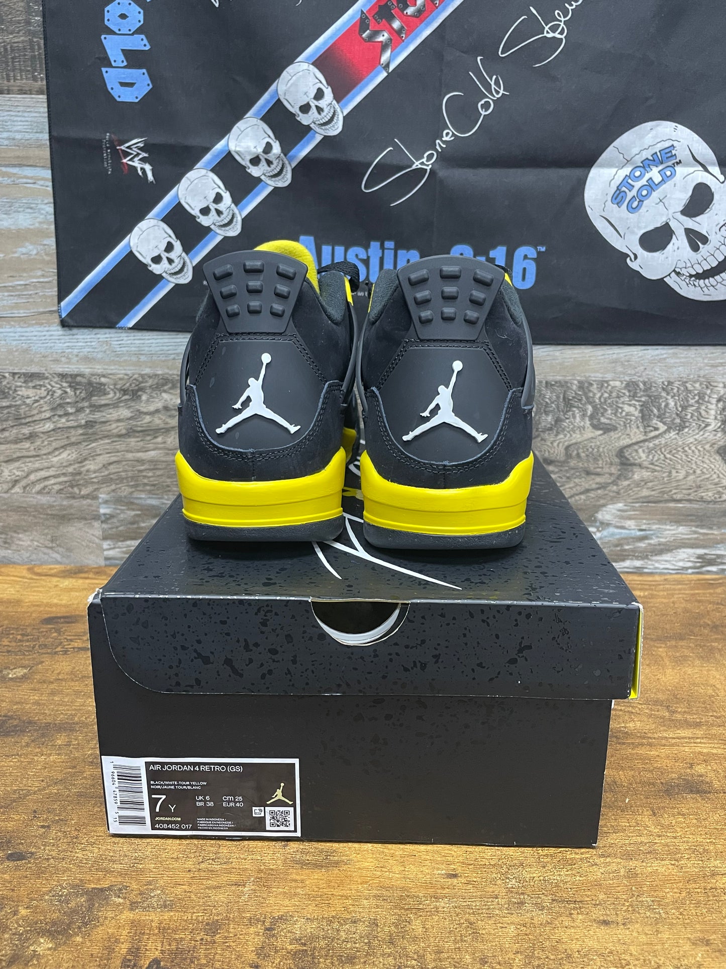 7Y - Jordan 4 Thunder GS