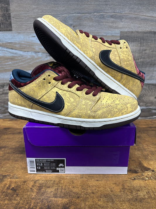 11.5 - SB dunk low City of cinema