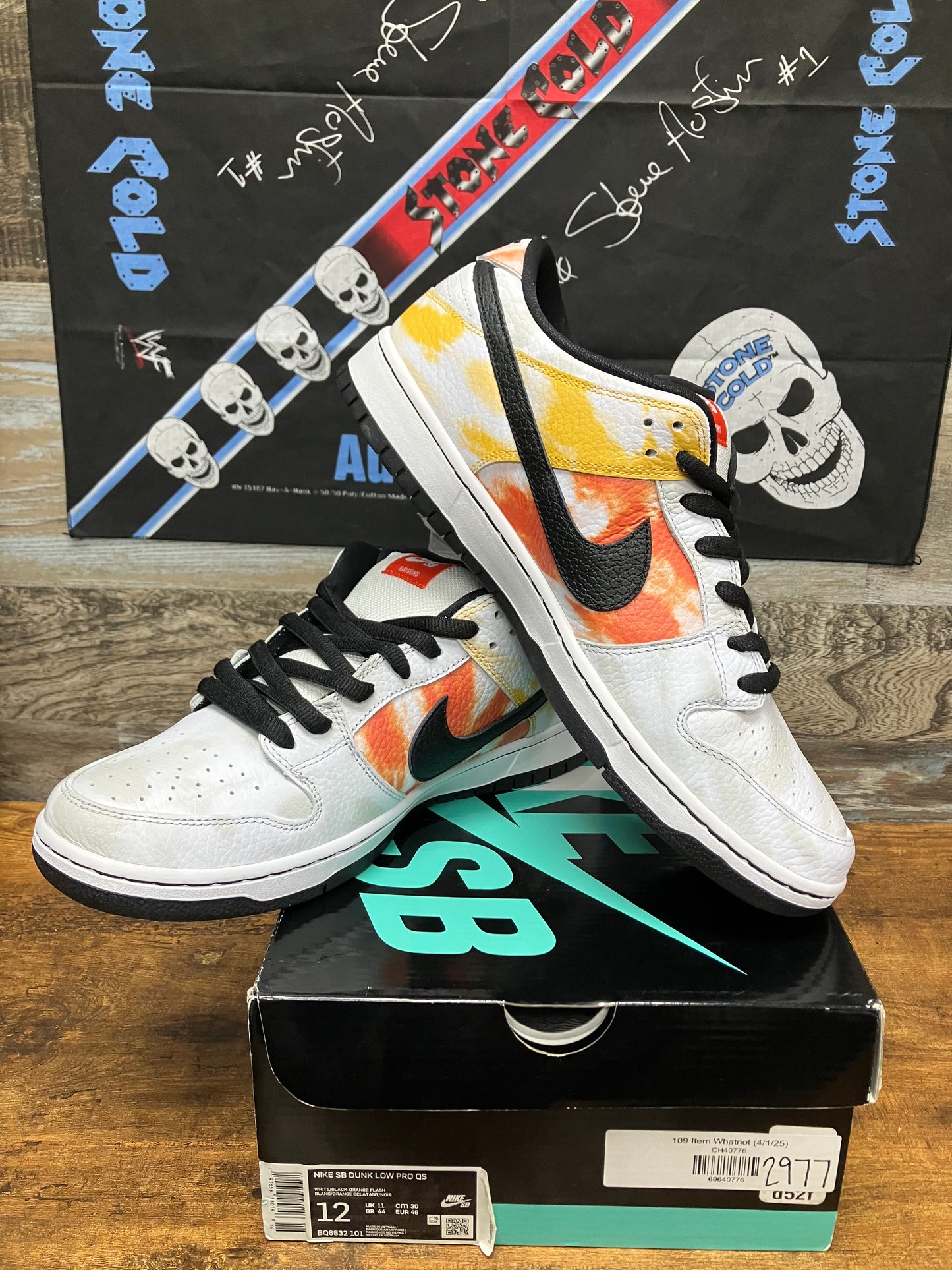 12 - Nike SB Dunk Low Raygun Tie-Dye White sneaker