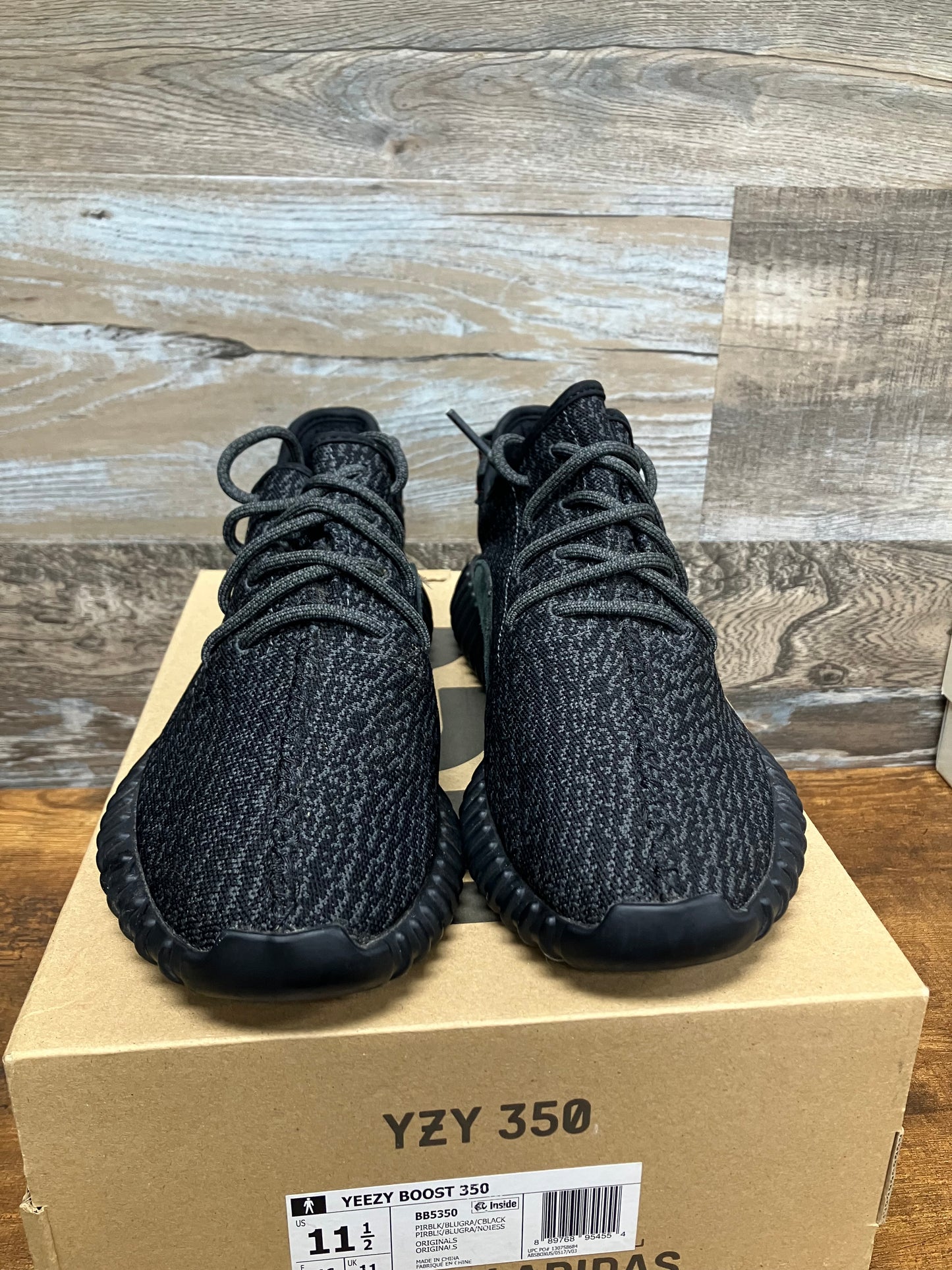 Yeezy 350 Boost Pirate Black Size 11.5
