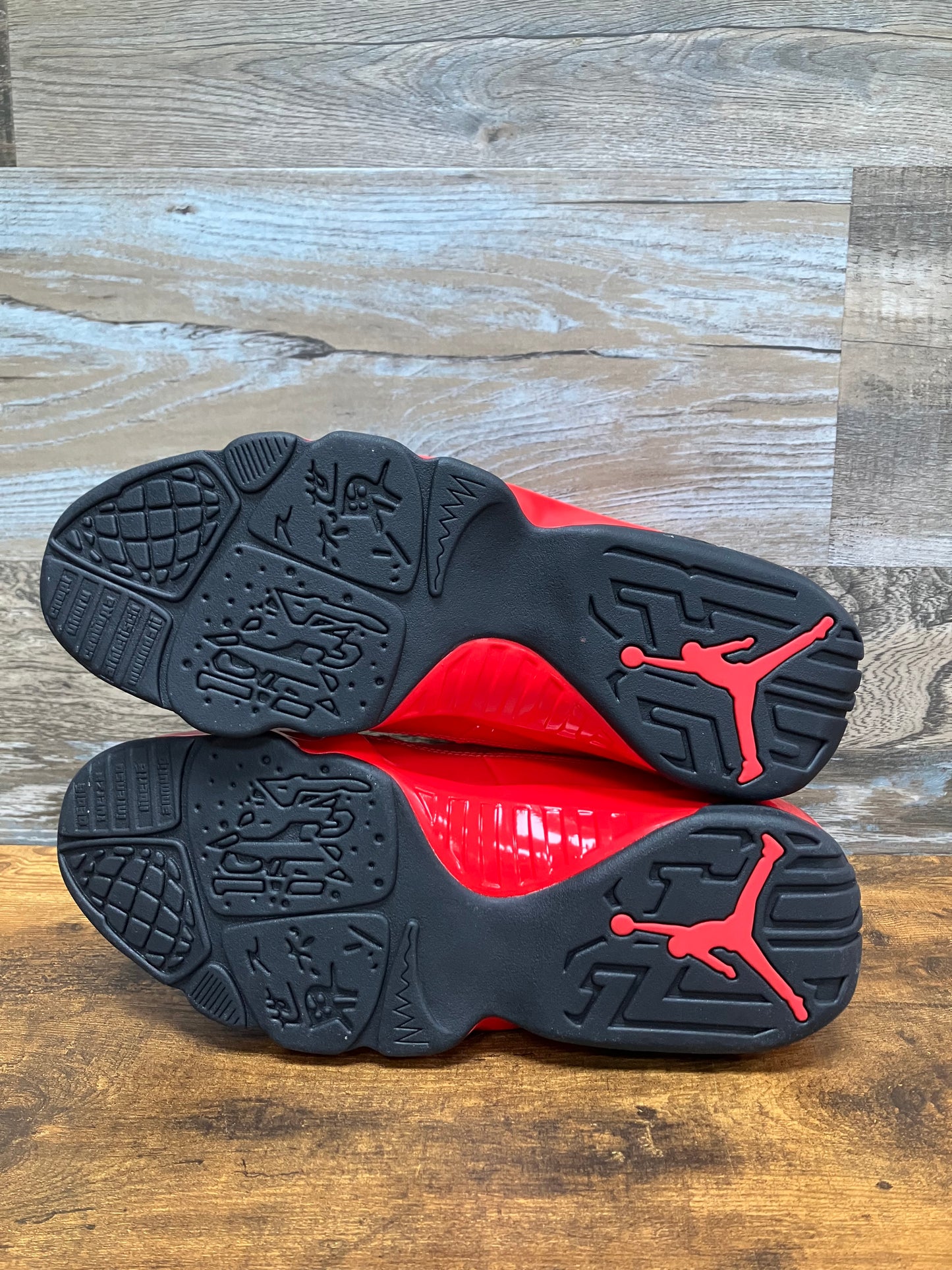 Jordan 9 Chile Red Size 11.5
