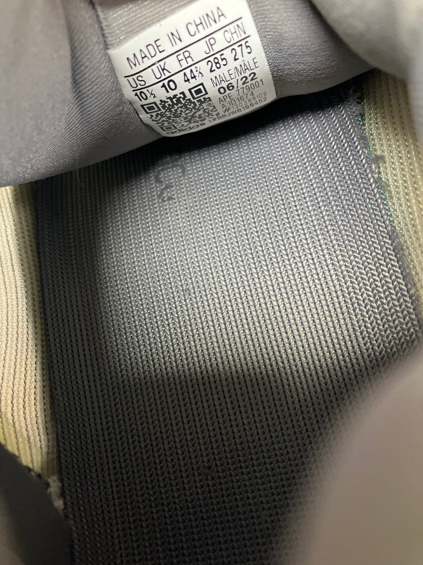 10.5-adidas Yeezy Boost 700 V3 Azael