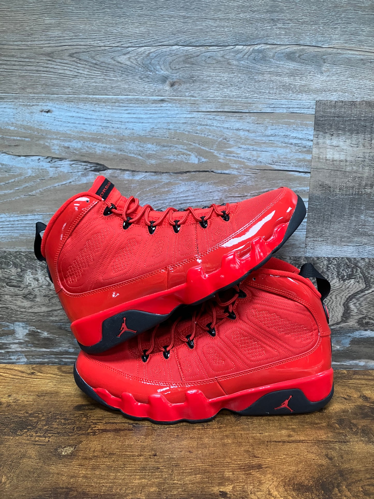 Jordan 9 Chile Red Size 11.5
