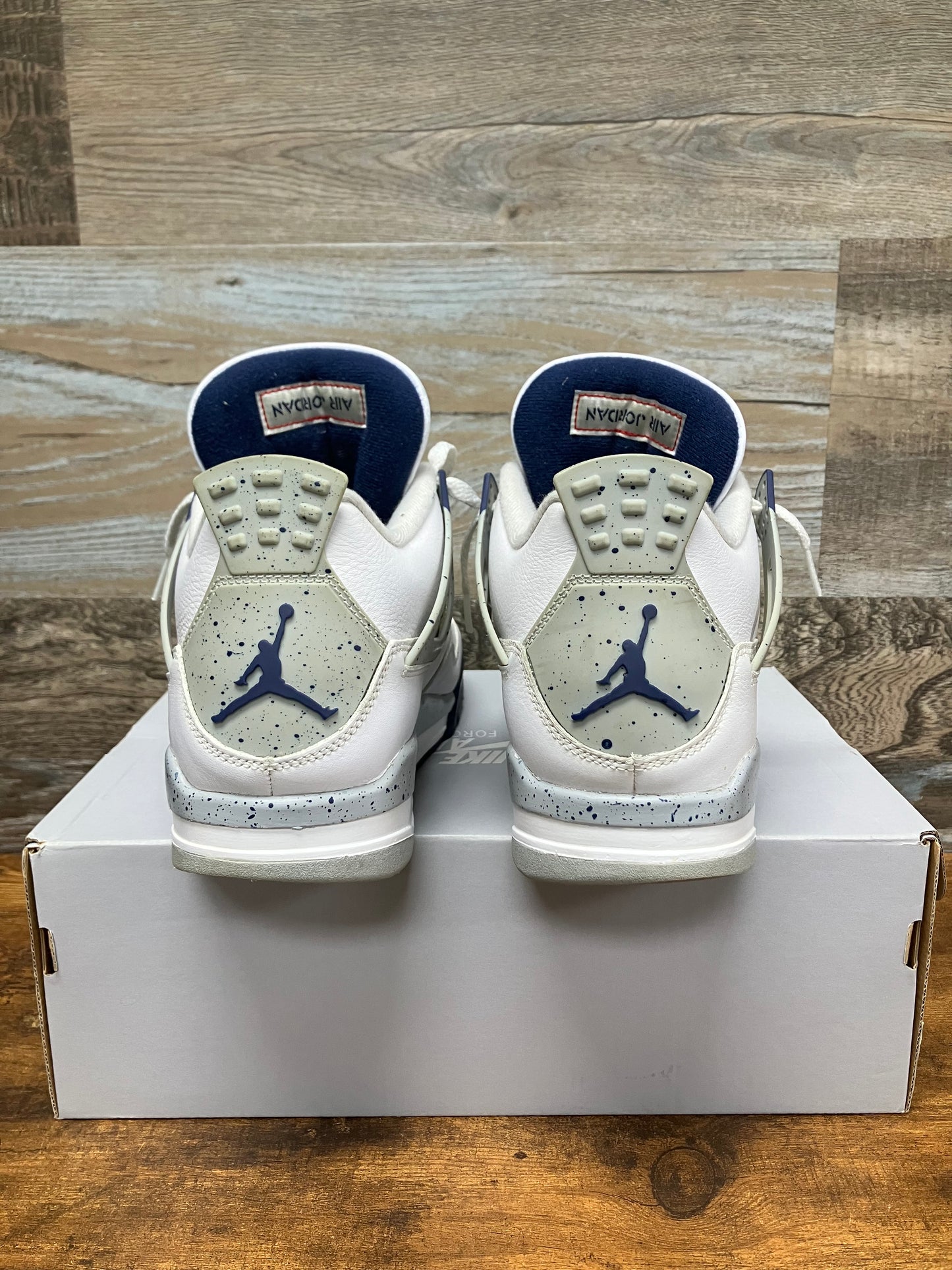 Air Jordan 4 Midnight Navy Size 10