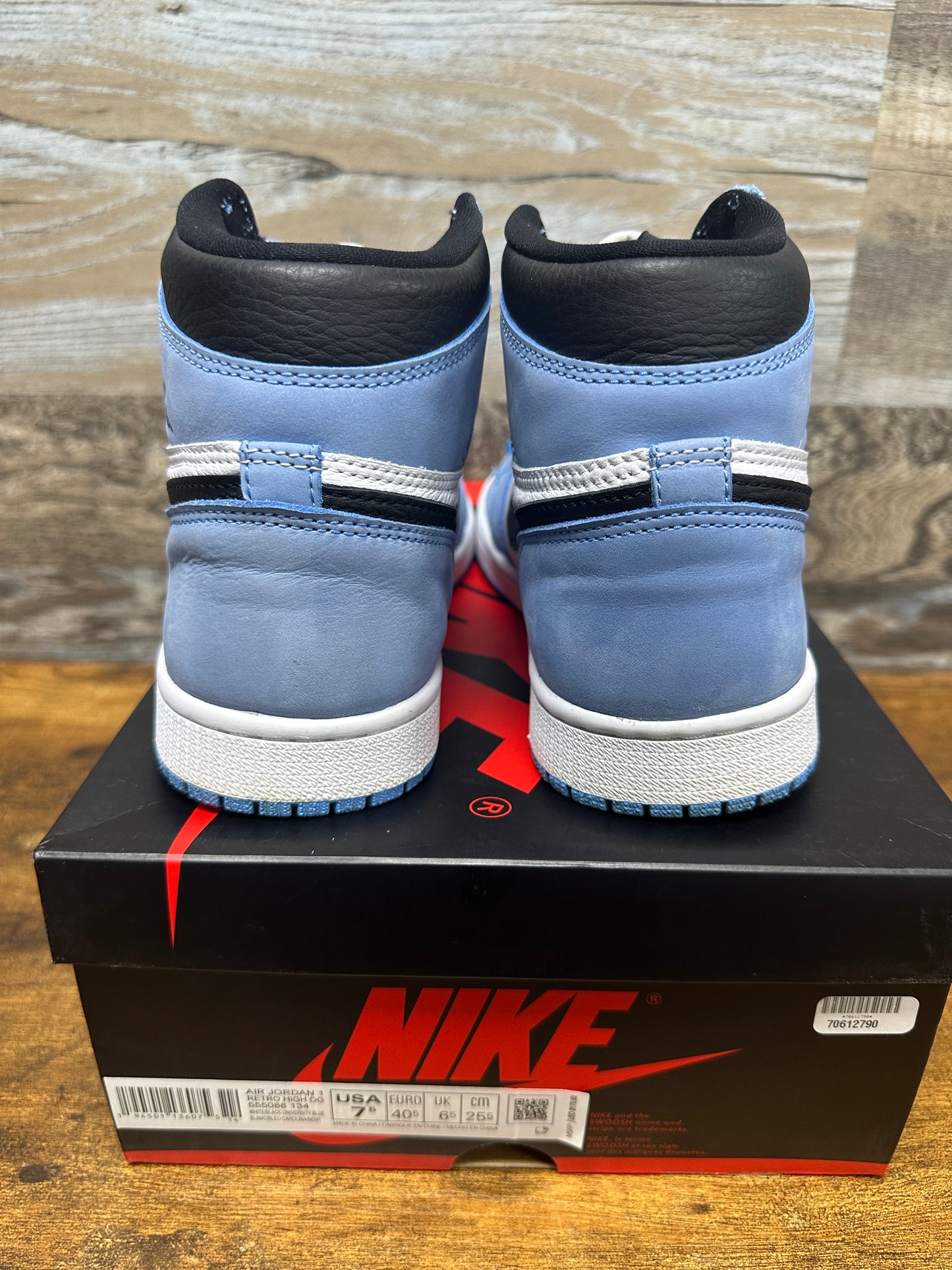 Jordan 1 high UNC Size 7.5