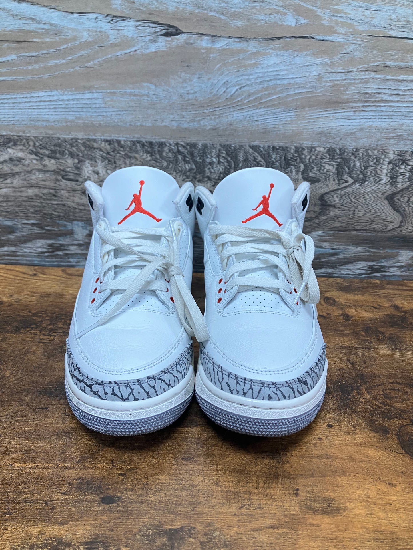 Air Jordan 3 White Cement Size 9.5