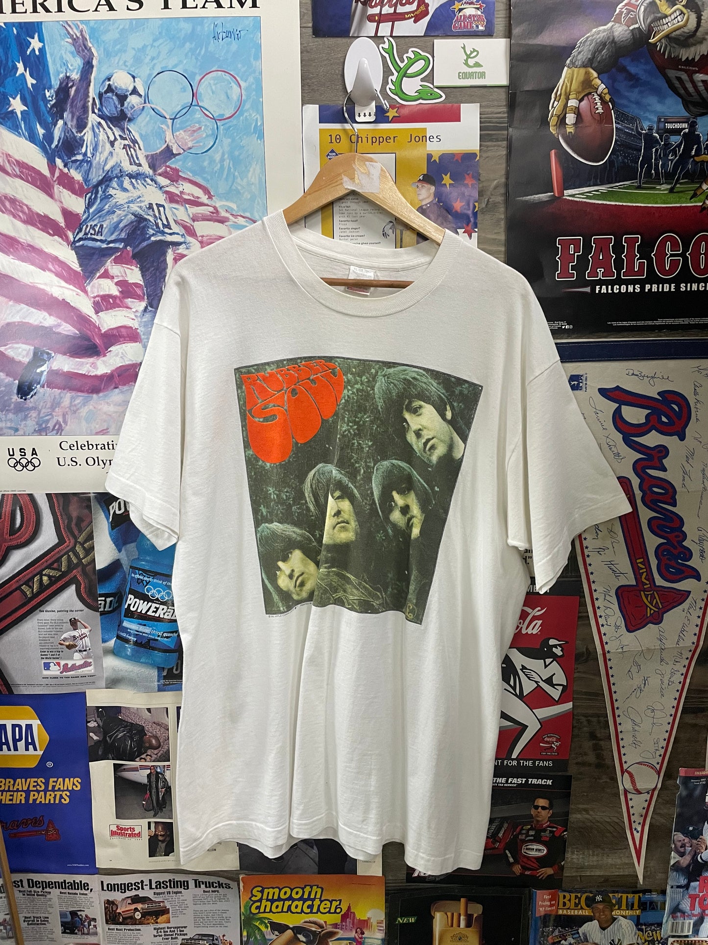 XL - white Beatles "Rubber Soul" graphic tee