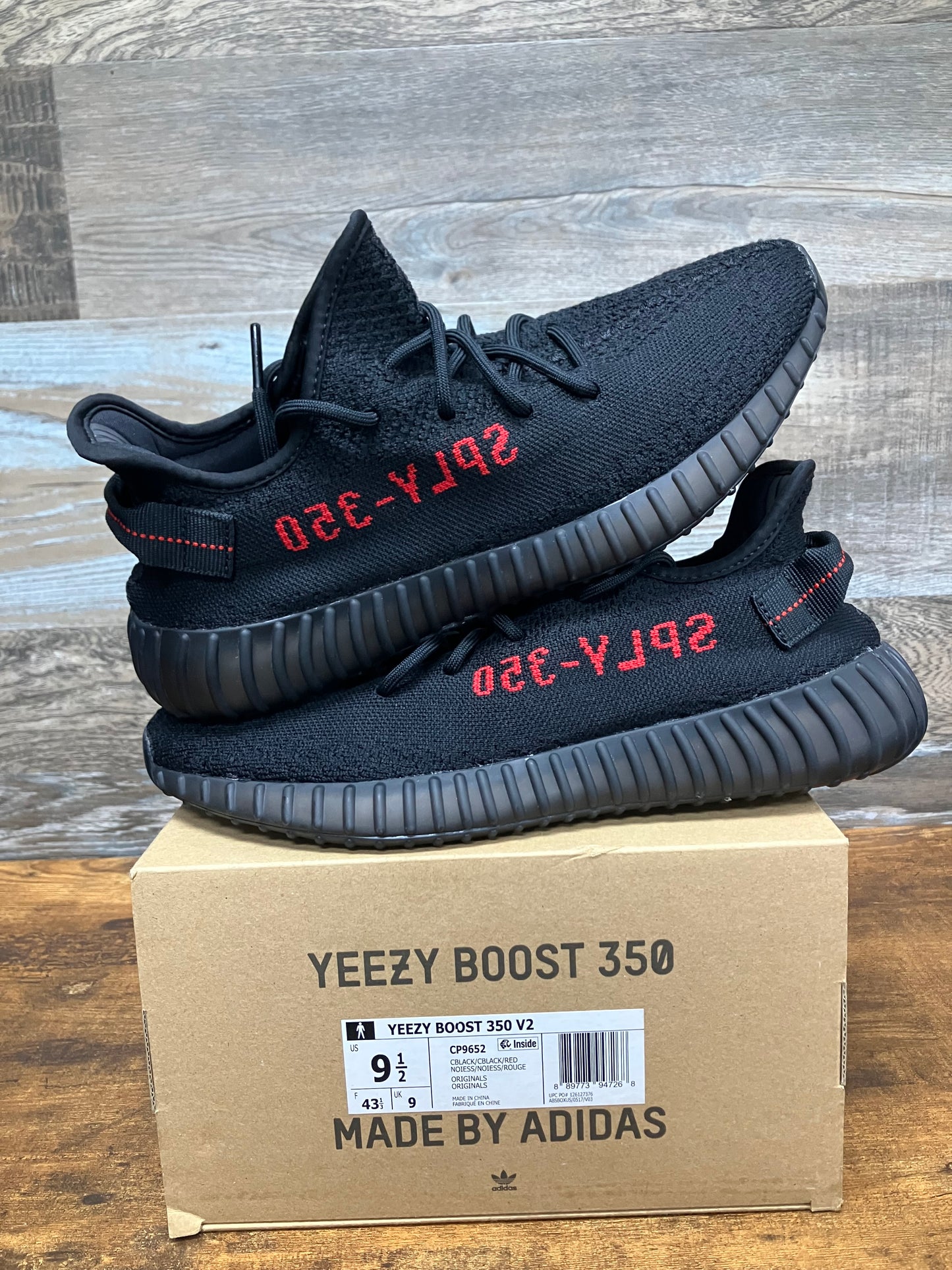 Yeezy Boost 350 V2 Size 9.5