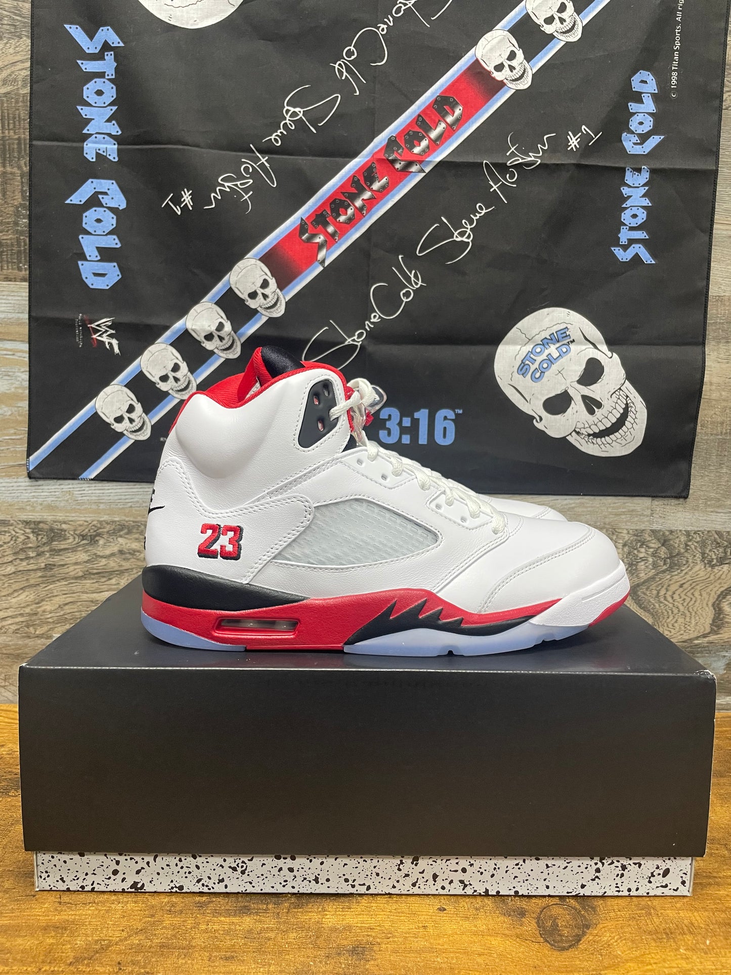 Air Jordan 5 Retro OG "Fire Red" 10
