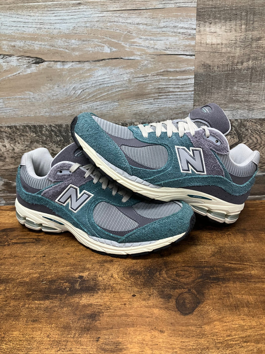 New Balance 2002r Teal Size 11