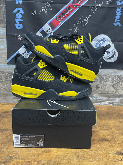 7Y - Jordan 4 Thunder GS