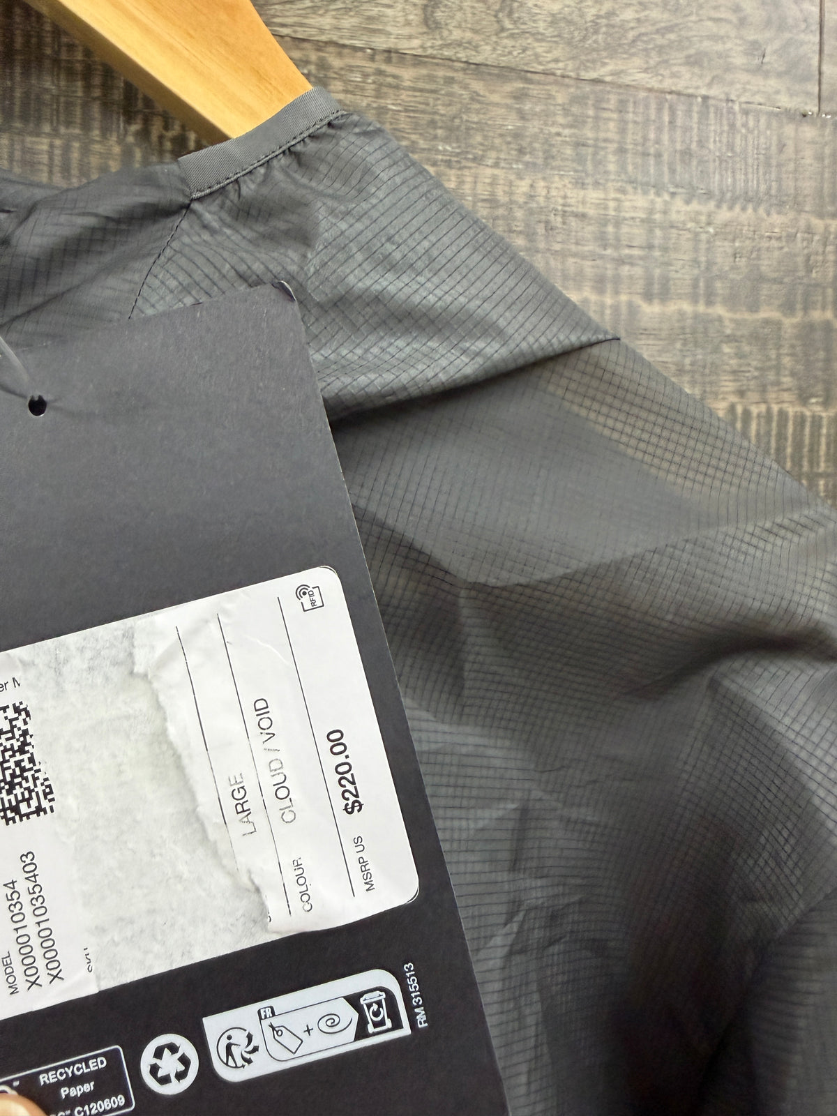 L- Arcteryx Norvan Windshell Jacket