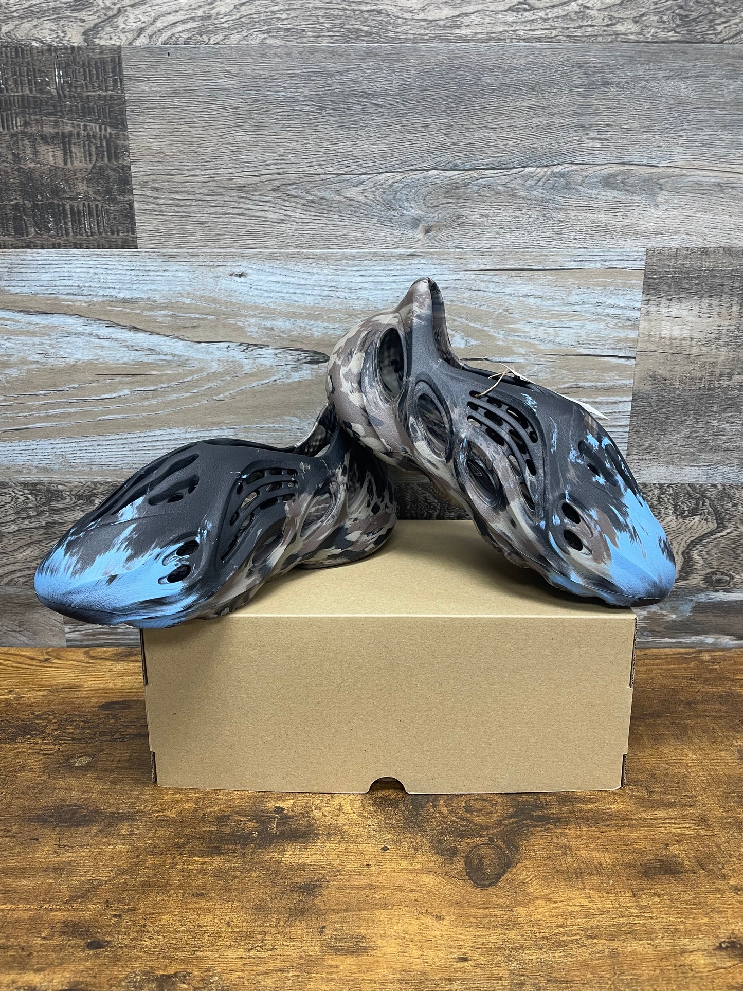 Yeezy Foam Runner MX Cinder 9