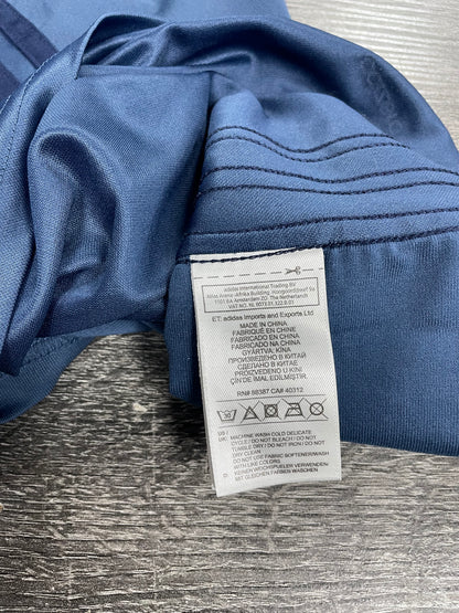 S- adidas Manchester United training jersey from the 2016-17