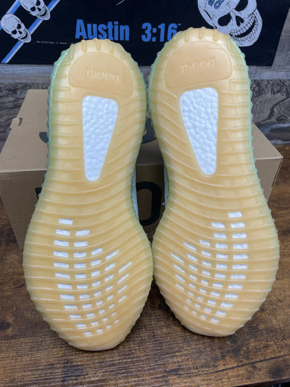 14.5 - Yeezy 350 V2 Hyperspace