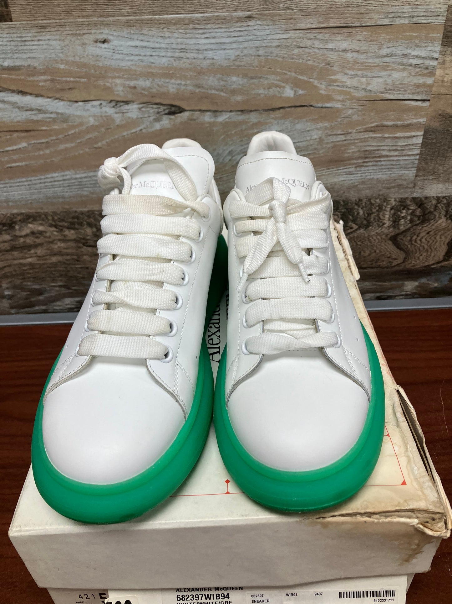 Alexander McQueen Oversized Green Size 42/9