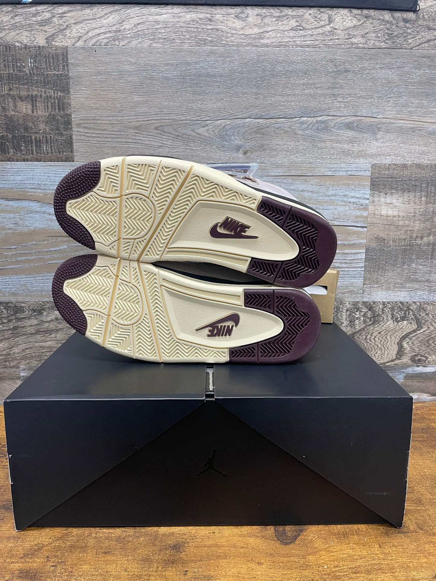 A Ma Maniére Air Jordan 4 W10.5