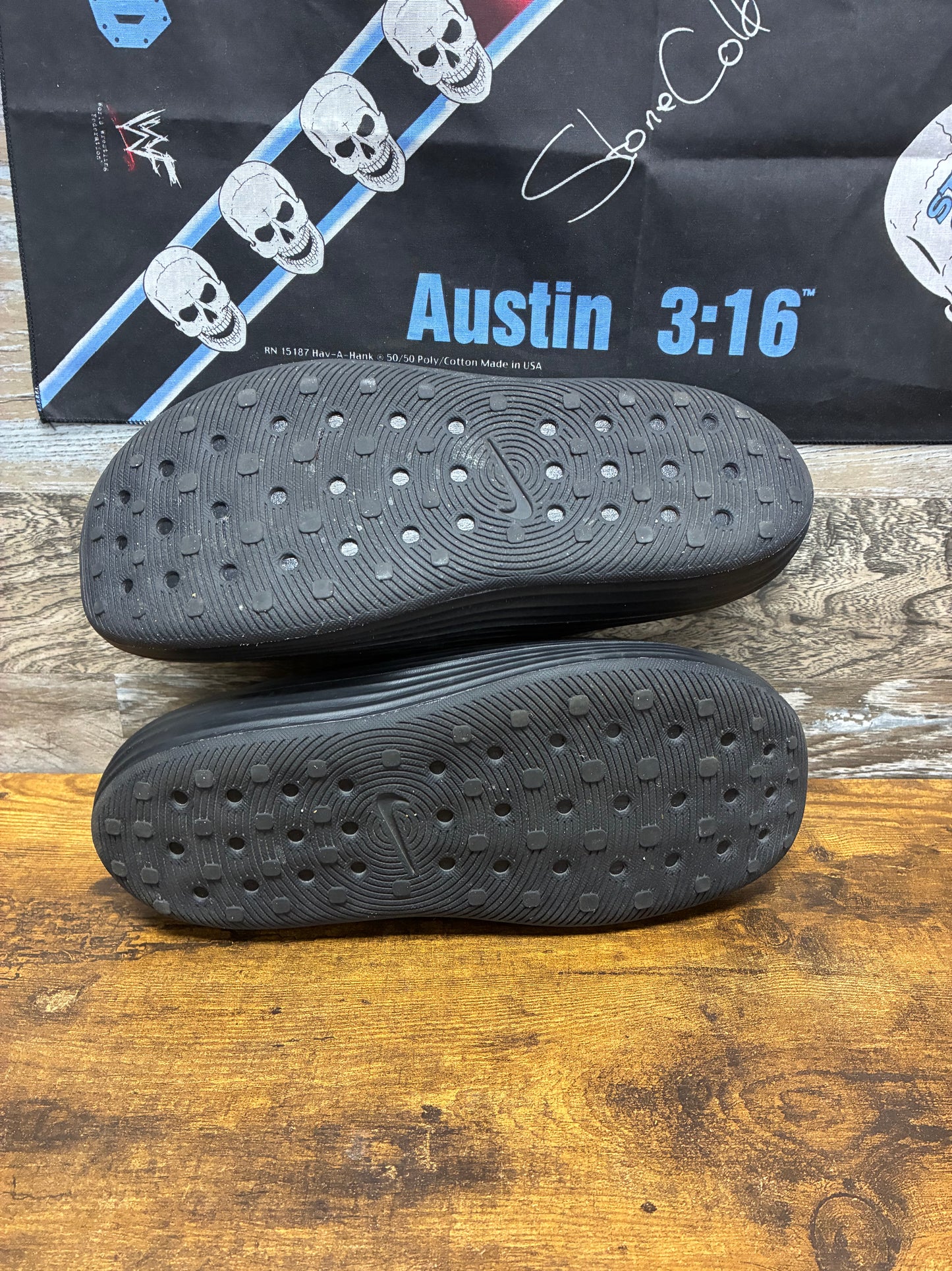 13 - Nike ReactX Slides