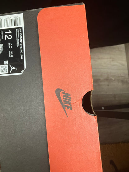 Air Jordan 11 Bred low size 12