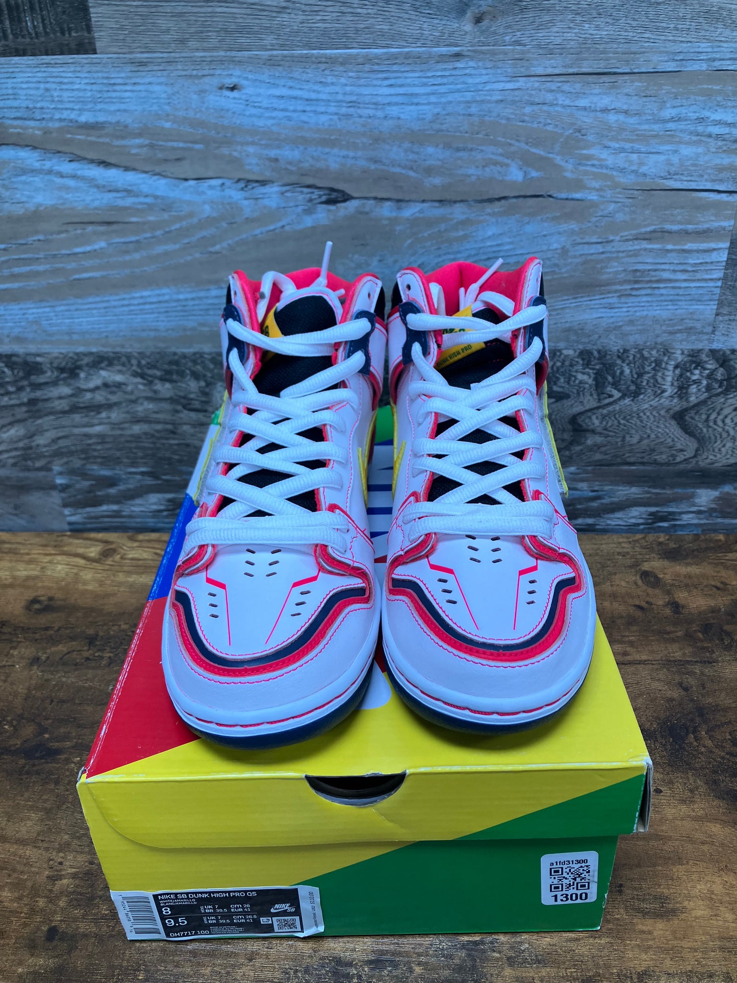 Nike Dunk Hi Gundam Size 8