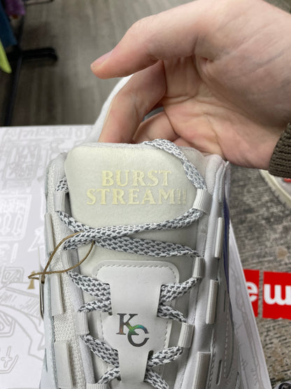 Adidas ADI2000 Yu Gi Oh Size 12